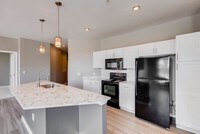 Building Photo - Vue21 Apartments in Colorado Springs, Colorado