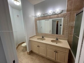 4405 SW 160th Ave, Unit #103 OVERSIZE UNIT in Miramar, FL - Building Photo - Building Photo