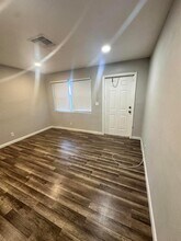 907 8th St in West Palm Beach, FL - Building Photo - Building Photo