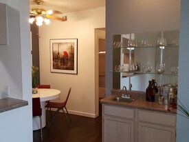 Diamond Sands on the Boulevard in Las Vegas, NV - Building Photo