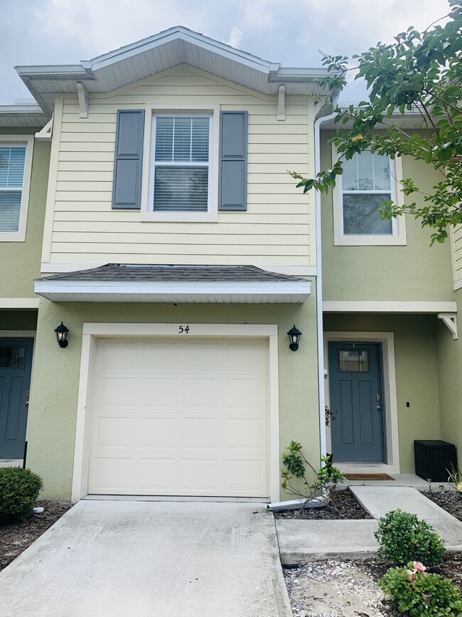 property at 54 Bella Oaks Dr