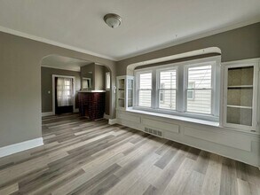 4748 E 94th St in Garfield Heights, OH - Building Photo - Building Photo