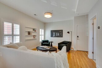 242 Shawmut Ave in Boston, MA - Building Photo - Building Photo