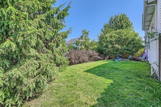 34257 Trillium Way in Round Lake, IL - Building Photo - Building Photo