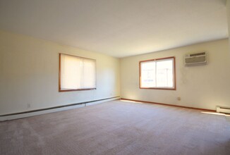 2712 Pillsbury Ave S in Minneapolis, MN - Building Photo - Building Photo