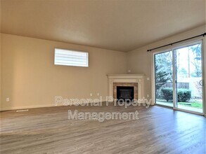 12020 NE 40th Cir in Vancouver, WA - Building Photo - Building Photo