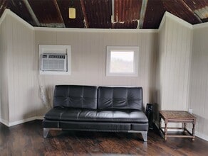 6759 TX-105 in Navasota, TX - Building Photo - Building Photo