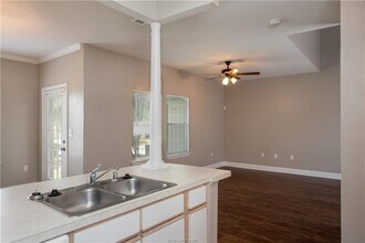 1230 Canyon Creek Cir in College Station, TX - Building Photo - Building Photo