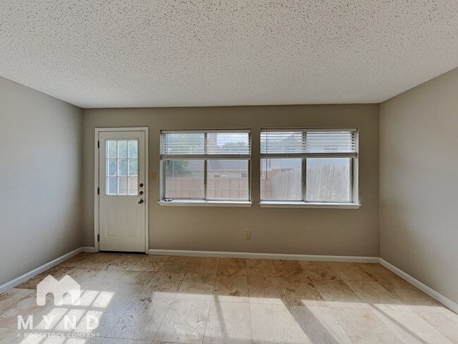 6925 Sugar Maple Creek in Plano, TX - Building Photo - Building Photo