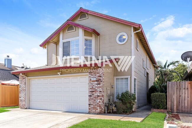 1741 Richard Ct in Lincoln, CA - Building Photo - Building Photo