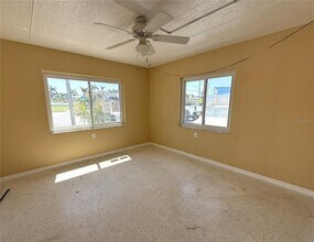 17688 Gulf Blvd in Redington Shores, FL - Building Photo - Building Photo