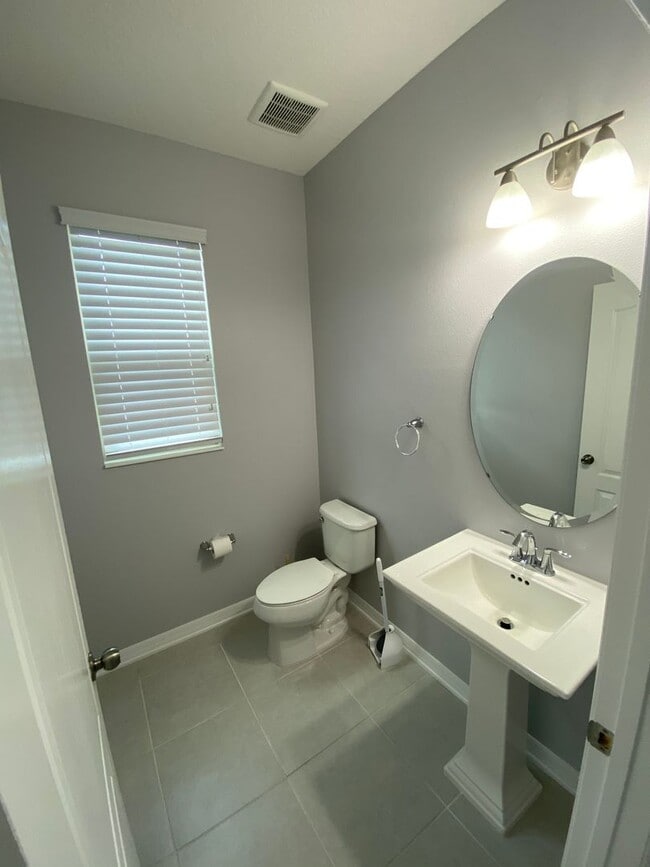 1152 Narcoossee Del Sol Blvd in St. Cloud, FL - Building Photo - Building Photo