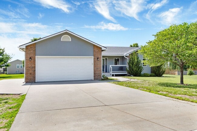 property at 8629 Eagle's Landing Cir