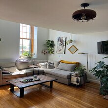 165 Winnisimmet St in Chelsea, MA - Building Photo - Building Photo