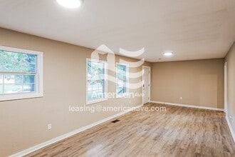 3027 Woodside Dr in Jackson, MS - Building Photo - Building Photo
