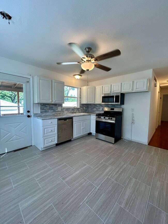 1025 Boone St in Florissant, MO - Building Photo - Building Photo