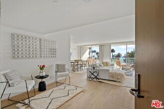 201 Ocean Ave Ext in Santa Monica, CA - Building Photo - Building Photo