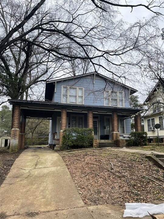 735 Kirby Pl in Shreveport, LA - Foto de edificio