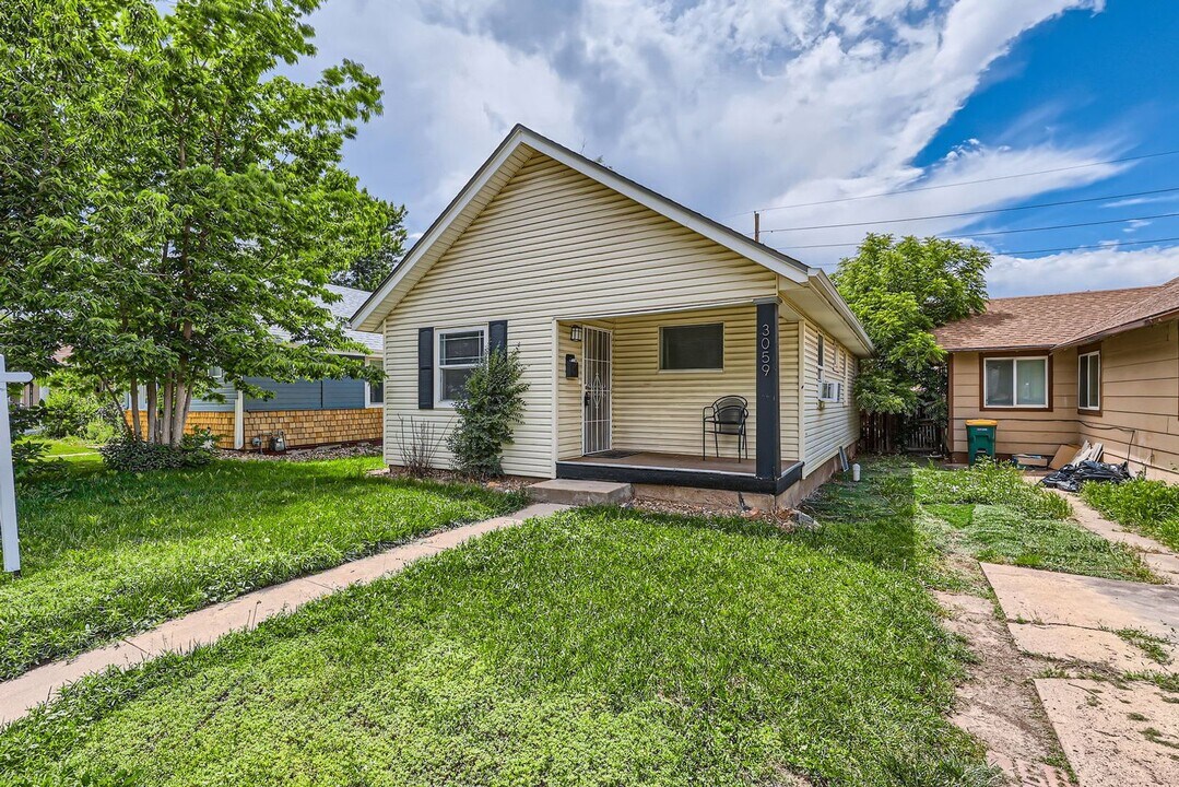 3059 S Lincoln St in Englewood, CO - Building Photo