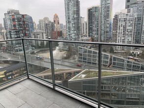 1480-1480 Howe St in Vancouver, BC - Building Photo - Building Photo