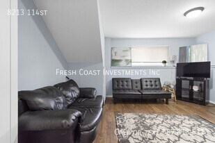 8213 114 St in Grande Prairie, AB - Building Photo