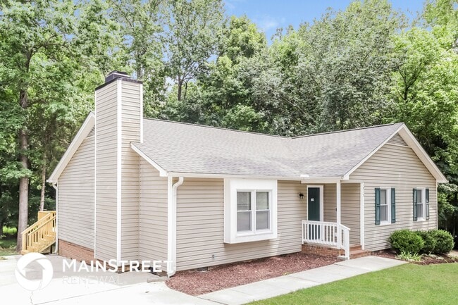 1815 Rivertrace Point in High Point, NC - Building Photo - Building Photo