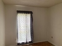 5130 Ridgevan St photo'