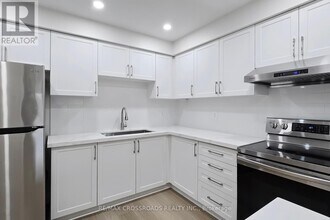 59 Sorrell Crescent in Markham, ON - Building Photo - Building Photo