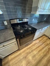 1948 Broadway Ave in Pittsburgh, PA - Building Photo - Building Photo