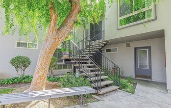 6040 Nevada Ave in Los Angeles, CA - Building Photo - Building Photo