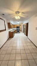 455 W 37th St in Chicago, IL - Building Photo - Building Photo