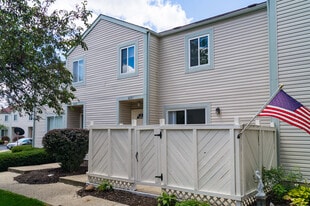 Cunard Village Apartments in Columbus, OH - Building Photo