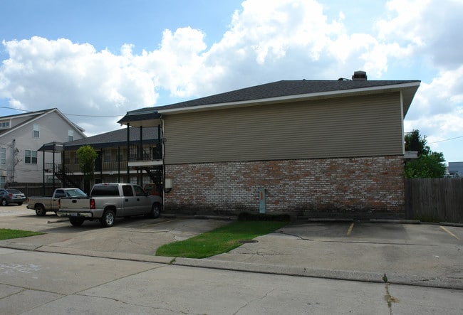 4320 Belvedere St in Metairie, LA - Foto de edificio - Building Photo