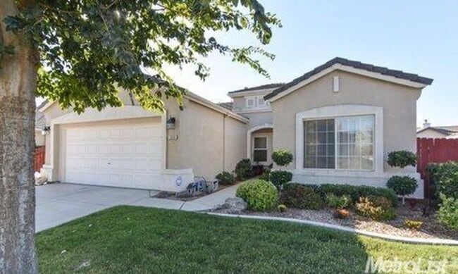 property at 1634 Sierra Creek Dr