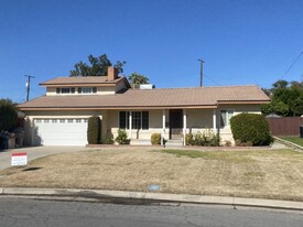 110 El Cerrito Dr