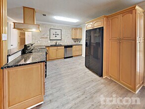 4909 Tiffany Ln in Schertz, TX - Foto de edificio - Building Photo