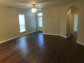 24 Chapel Lk N in Savannah, GA - Foto de edificio - Building Photo