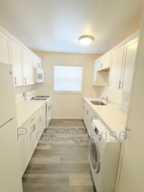 property at 1094 W 1520 N