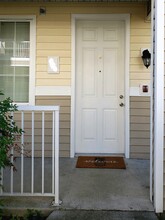 10011 186th St E, Unit Waterford Crossings in Puyallup, WA - Building Photo - Building Photo