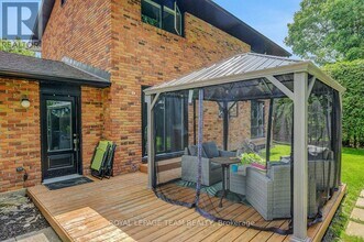 8 Kingsford Crescent in Ottawa, ON - Building Photo - Building Photo