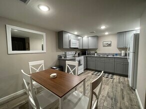 4561 N Preston Dr in Prescott Valley, AZ - Foto de edificio - Building Photo