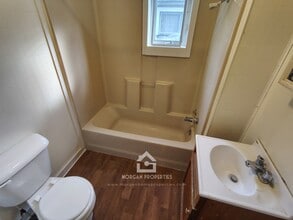 2304 Hendricks St in Anderson, IN - Building Photo - Building Photo