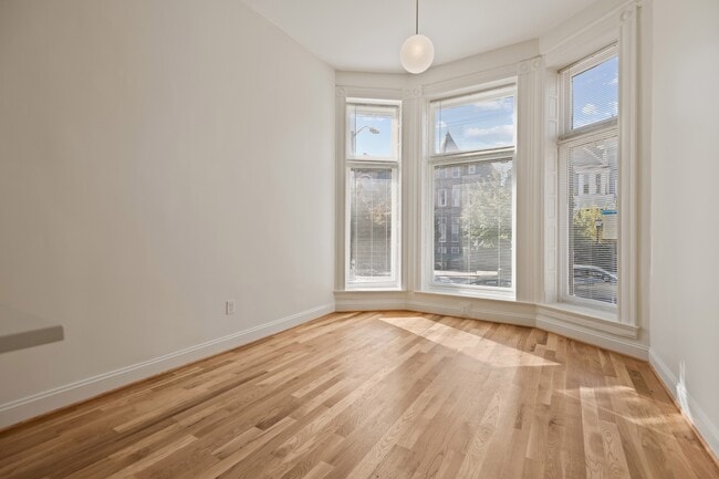 2245 Eutaw Pl in Baltimore, MD - Building Photo - Building Photo