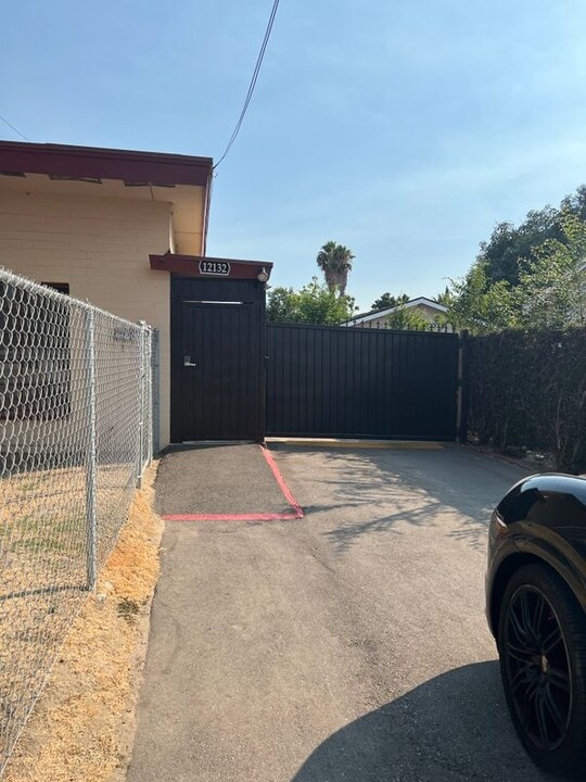 12132 Sitka St in El Monte, CA - Building Photo