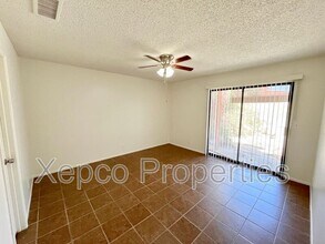 32244 Navajo Trail in Cathedral City, CA - Building Photo - Building Photo