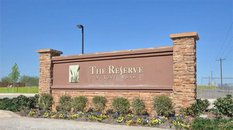 Reserve at Jones Road Apartments