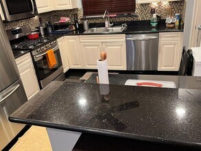 93 Banyan Blvd in Holmdel, NJ - Building Photo - Building Photo