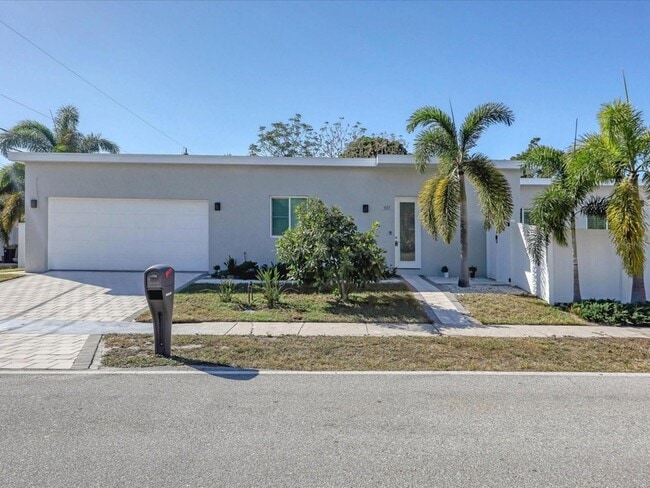 property at 4524 Riverwood Ave