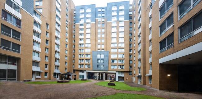 Le Faubourg
