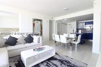 3101 Bayshore Dr, Unit # 1906 in Fort Lauderdale, FL - Foto de edificio - Building Photo